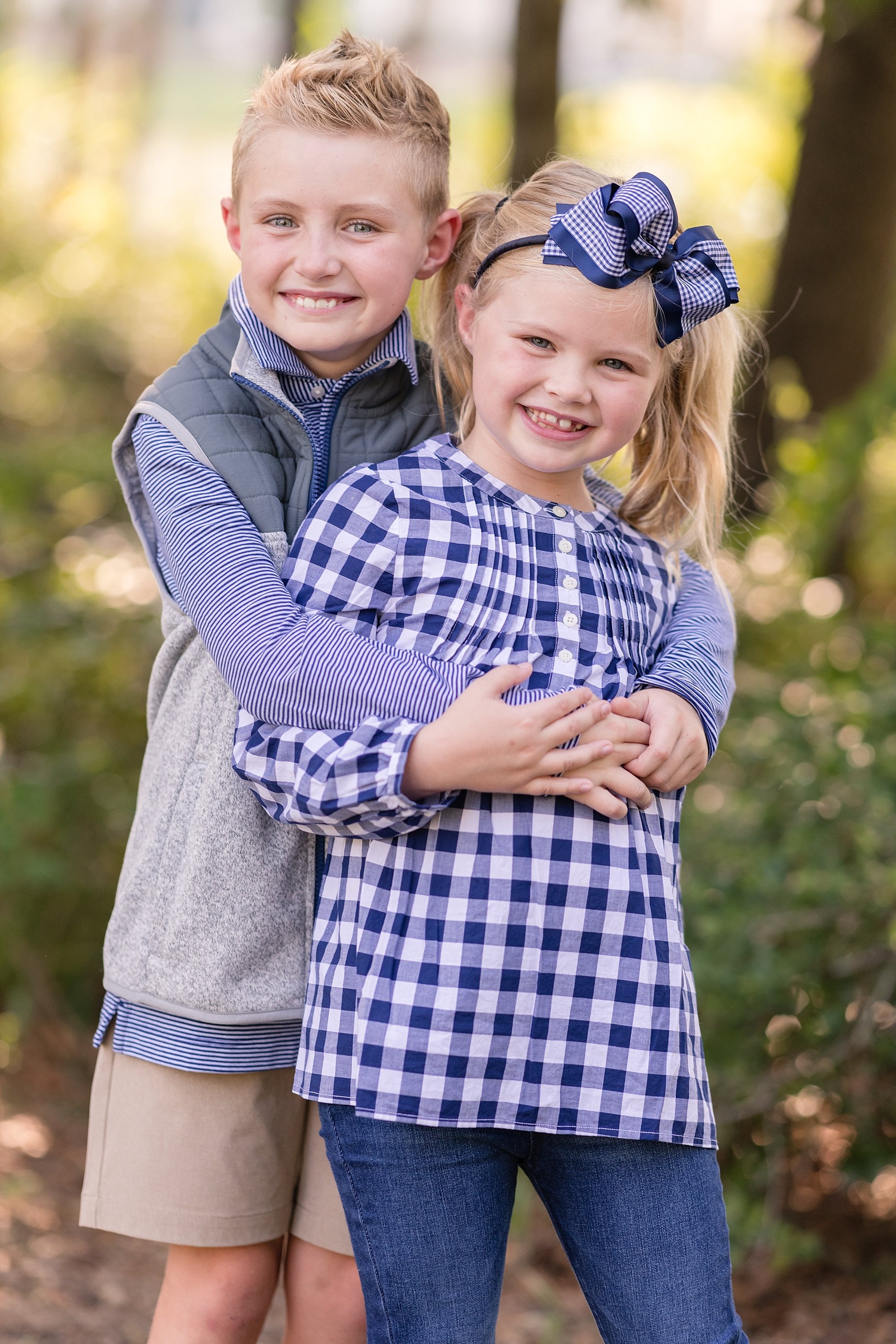 Cute Fall Family Photo Outfit Ideas | Fashion | Fancy Ashley