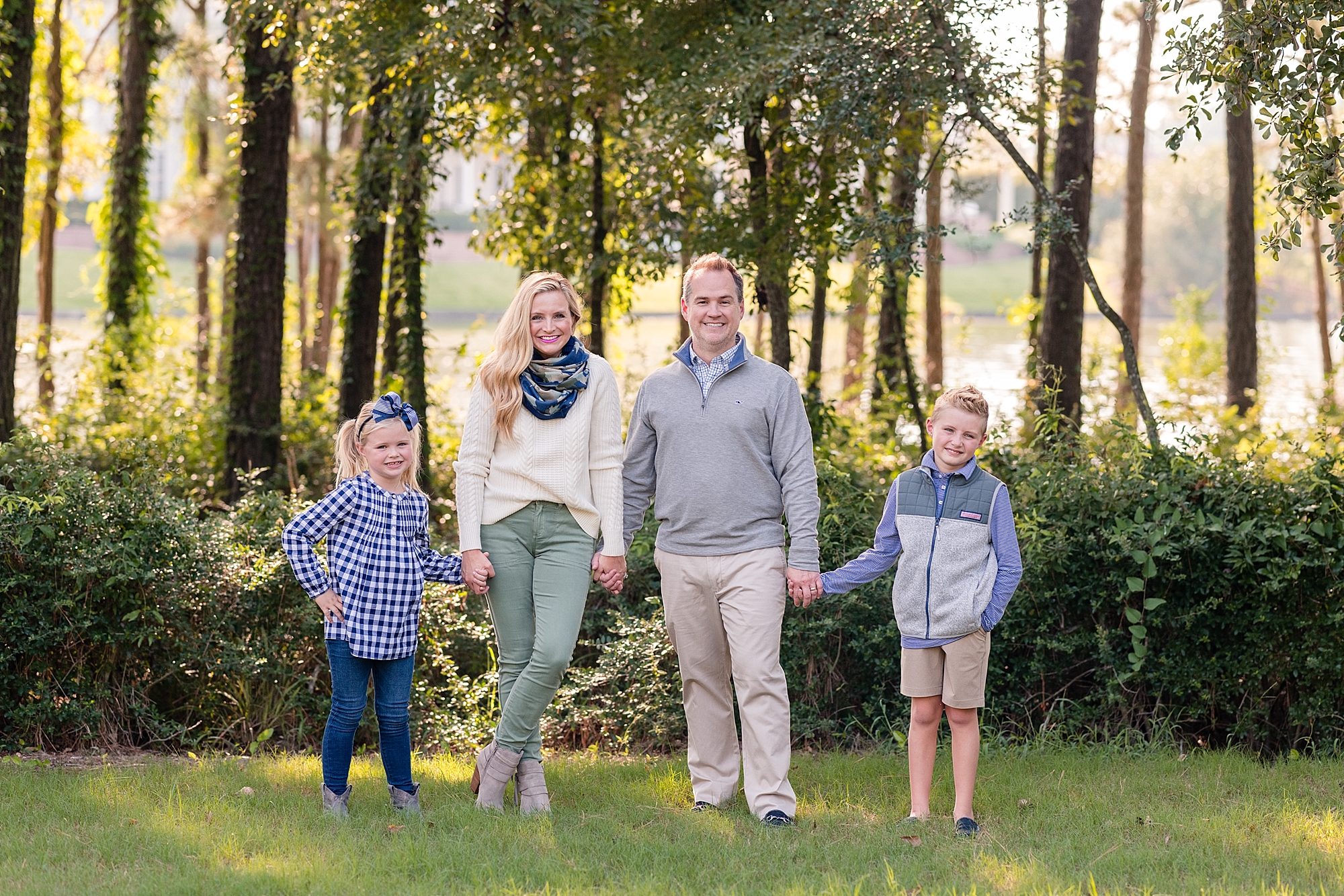 Cute Fall Family Photo Outfit Ideas Fashion Fancy Ashley