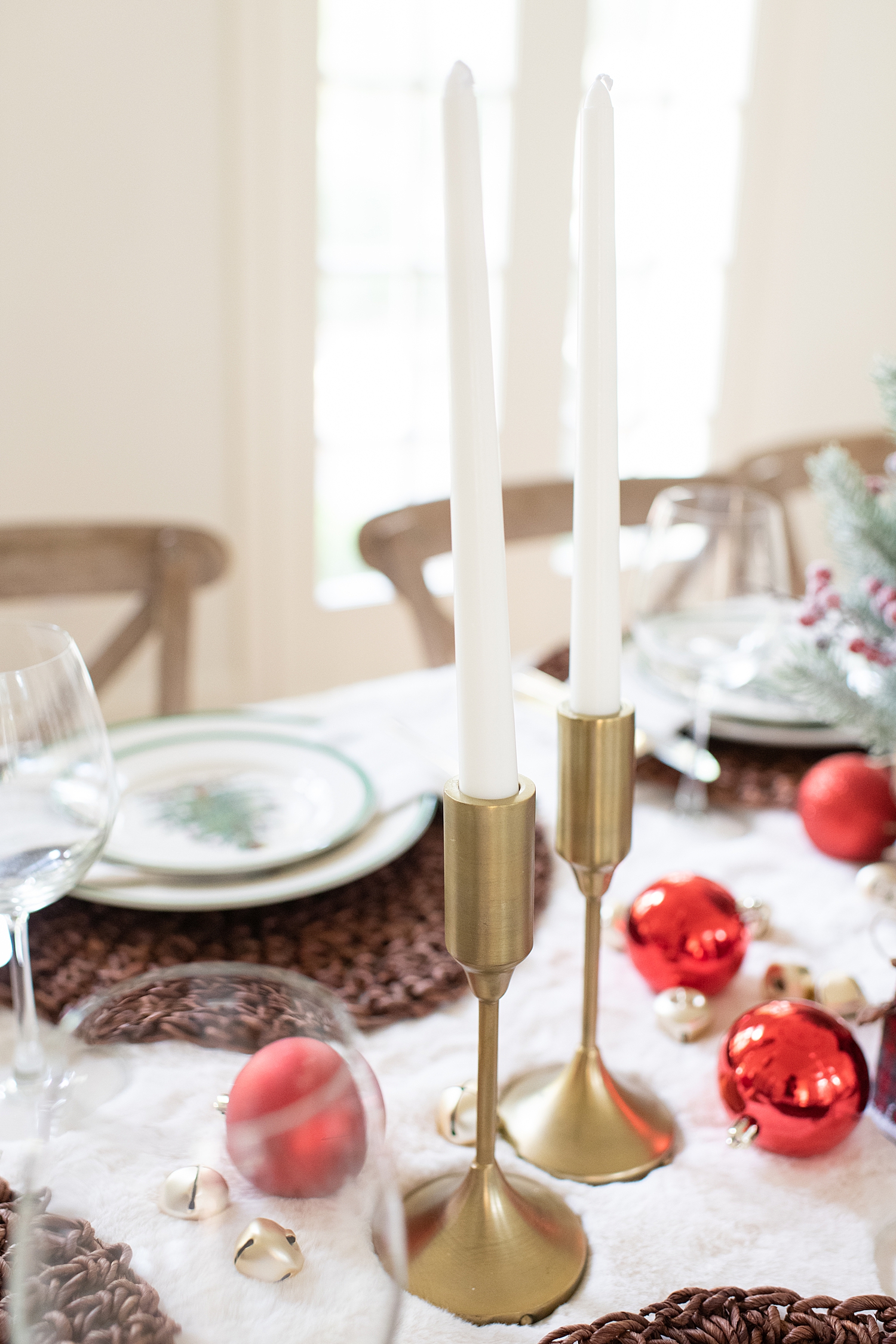 Stunning Christmas Table Setting Ideas with Macy's Fancy Ashley